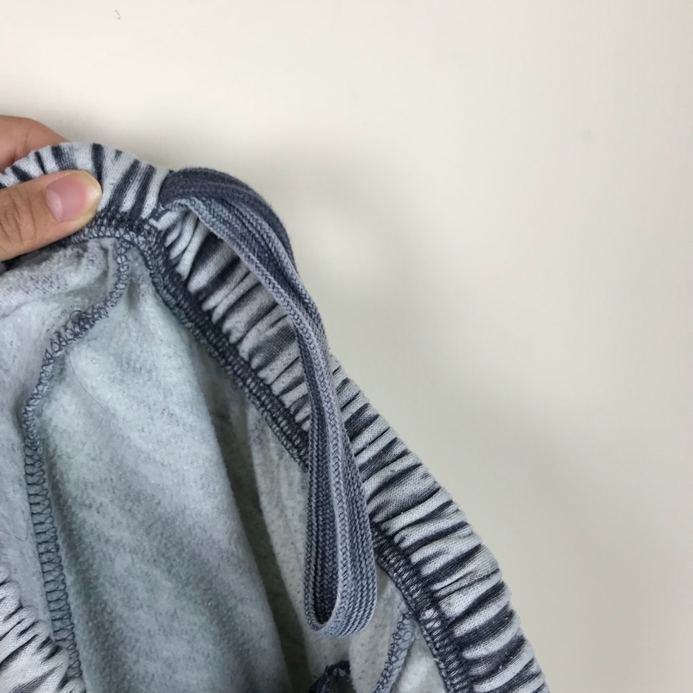 Acid wash joggers! - Picture 7 of 8